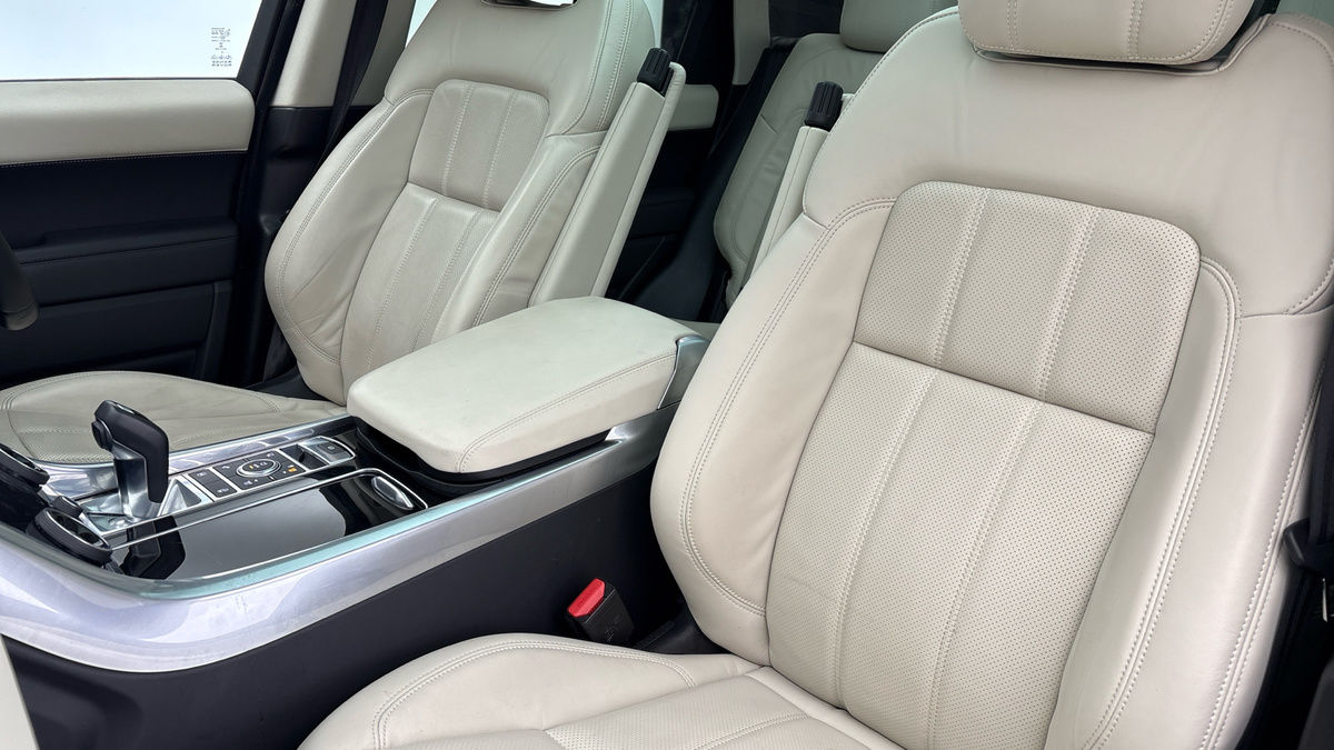 Land Rover Range Rover Sport Image 7