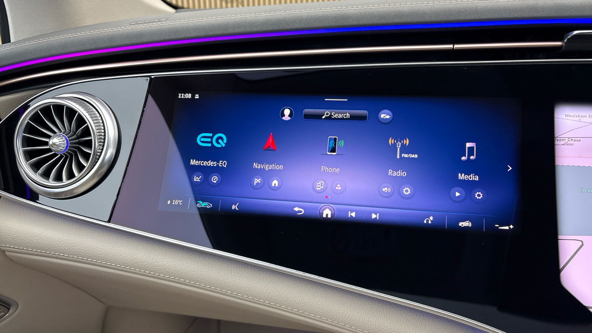 Mercedes-Benz EQS Image 25