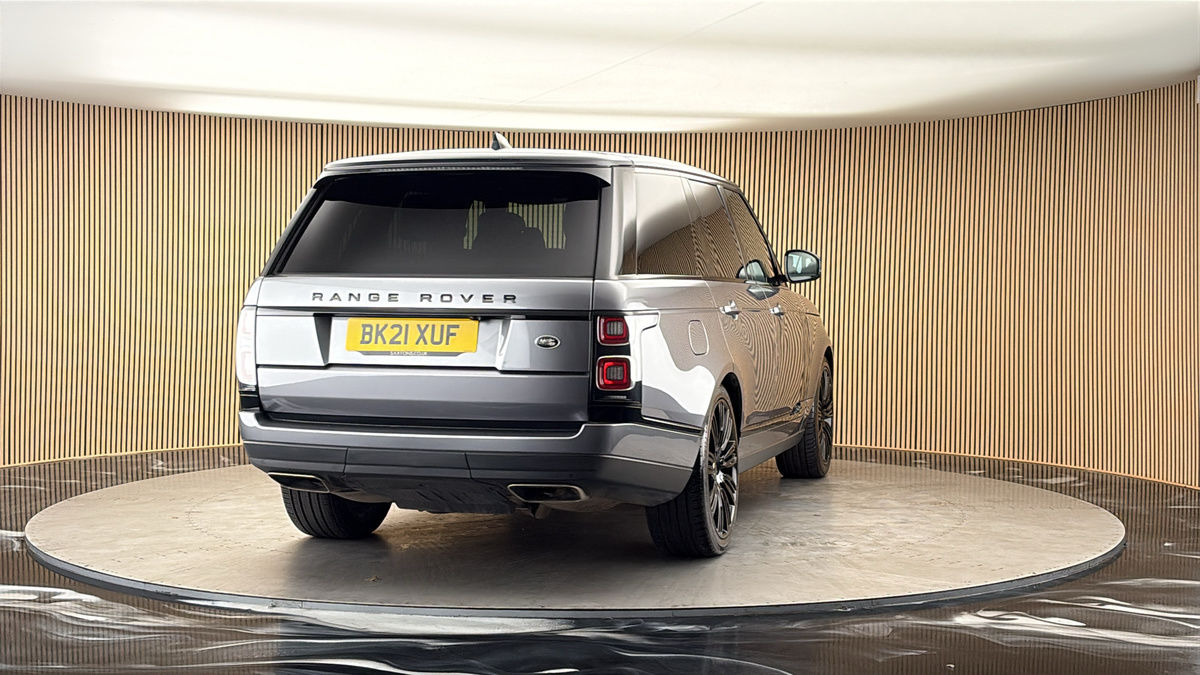 More views of Land Rover Range Rover