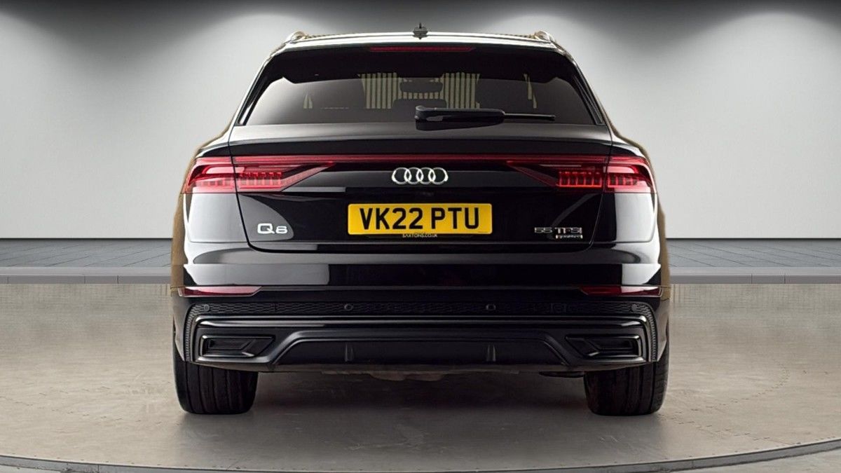 Audi Q8 Image 4