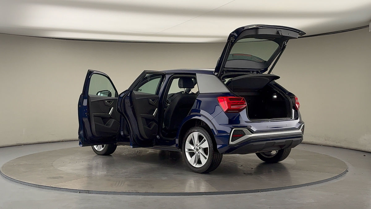 More views of Audi Q2