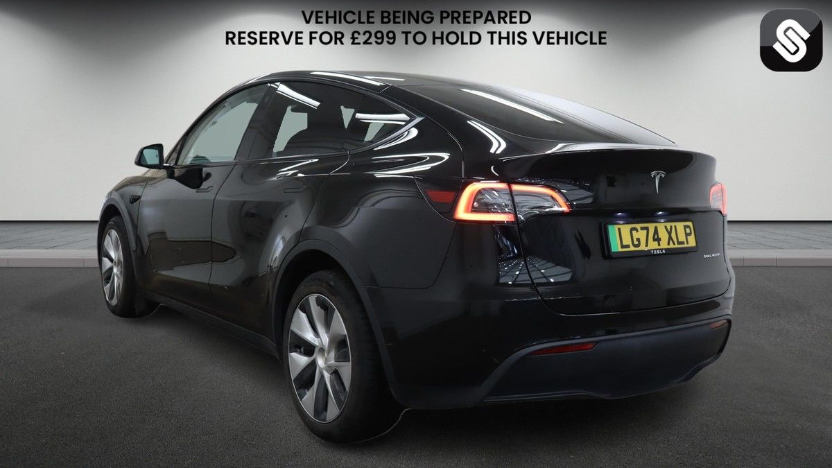 Tesla Model Y Image 3