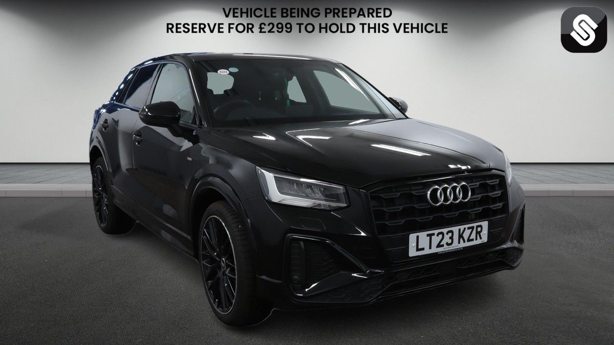 Audi Q2 Sticky Header Image