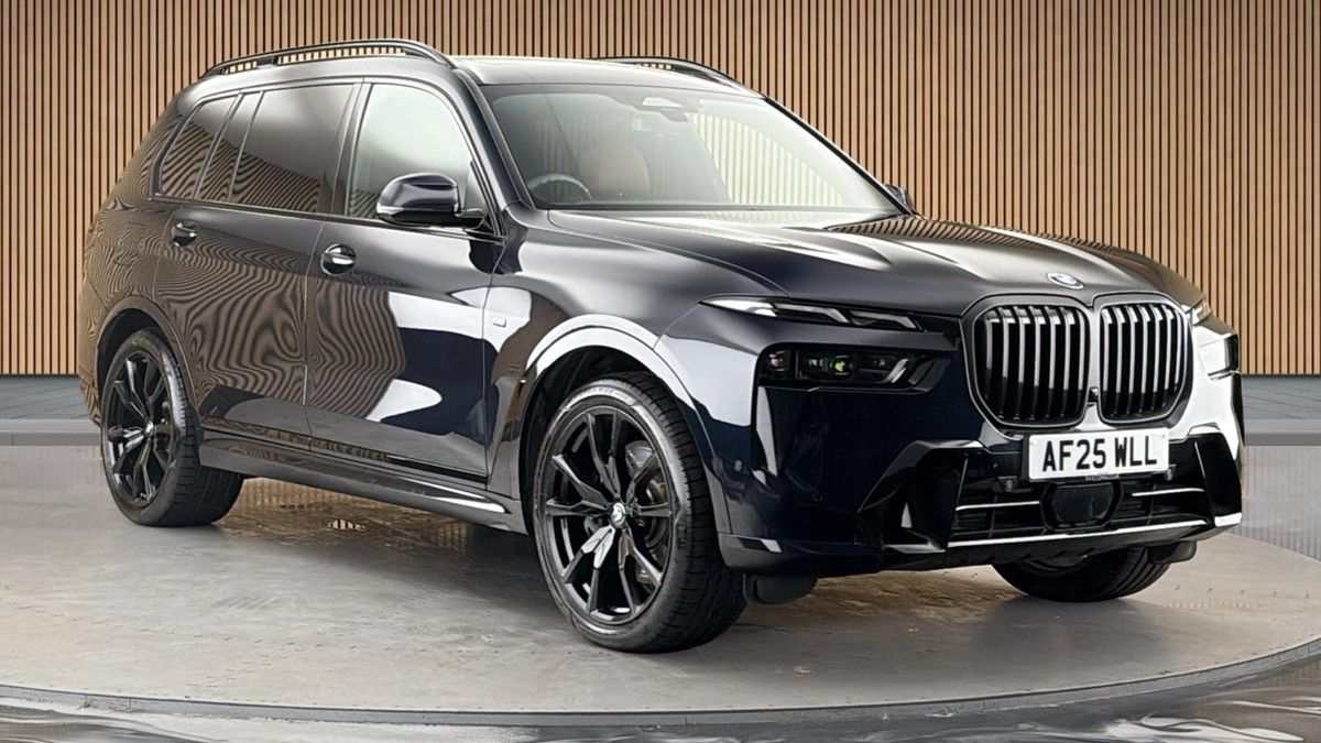 BMW X7 Sticky Header Image