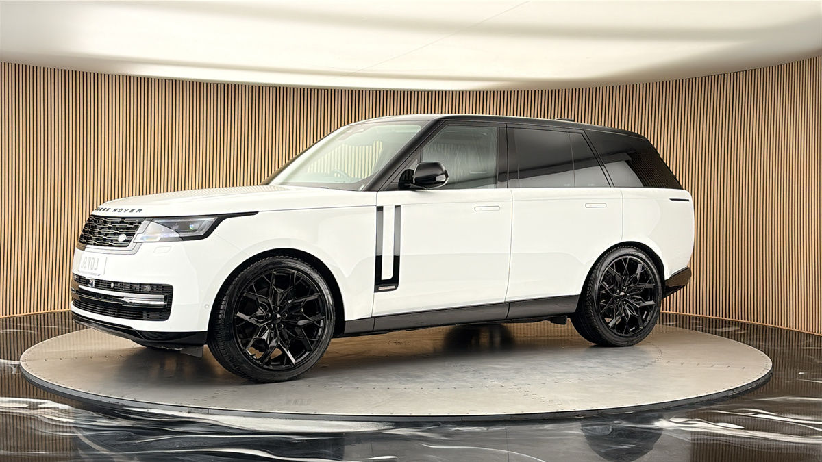 More views of Land Rover Range Rover