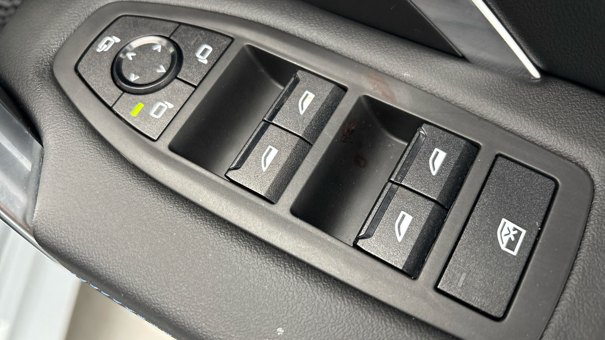 BMW X2 Image 28