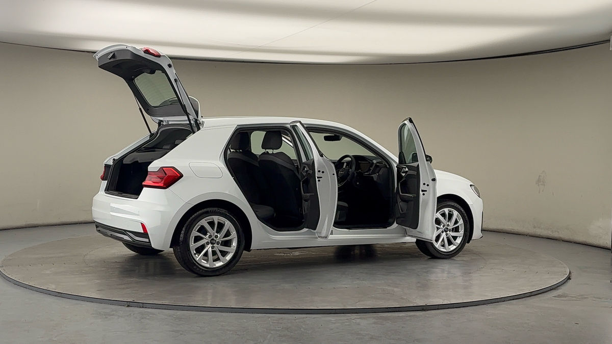 More views of Audi A1