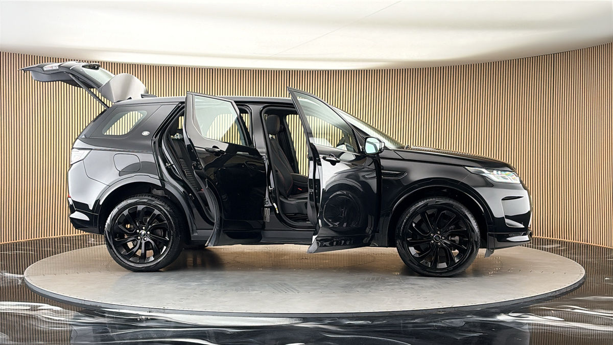 More views of Land Rover Discovery Sport