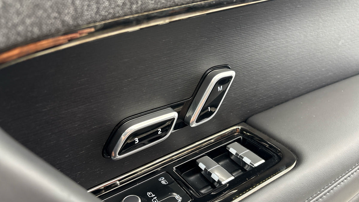 Land Rover Range Rover Sport Image 30