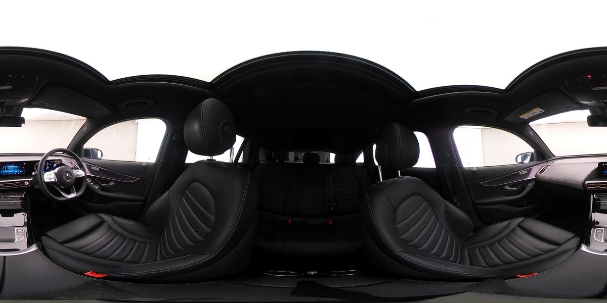 More views of Mercedes-Benz EQC