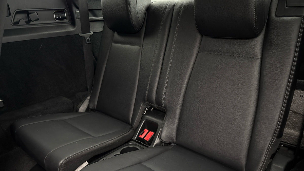 Mercedes-Benz GLE Image 26