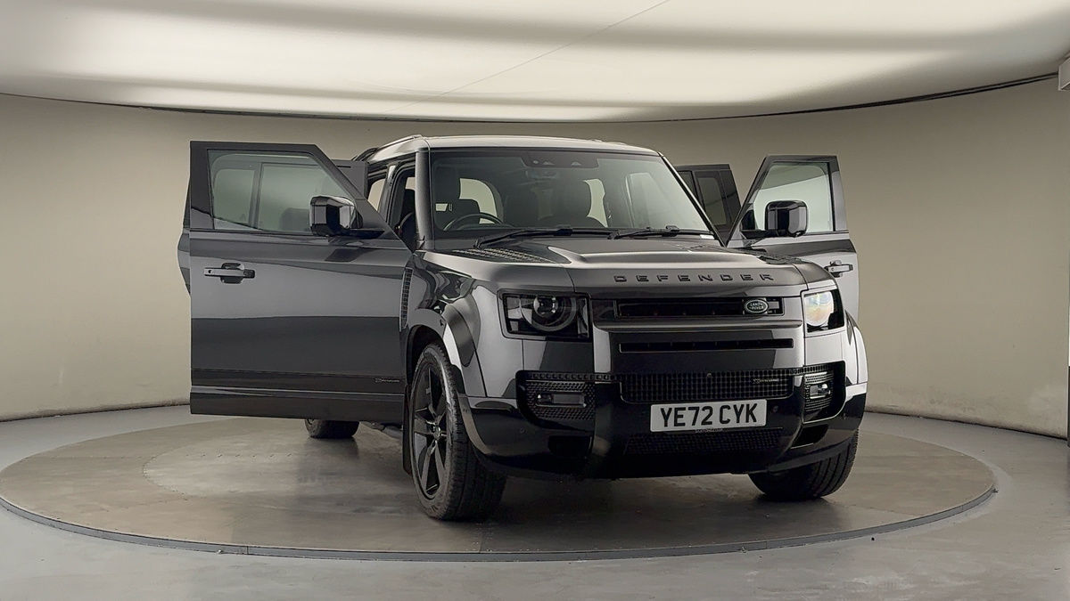 More views of Land Rover Defender 110