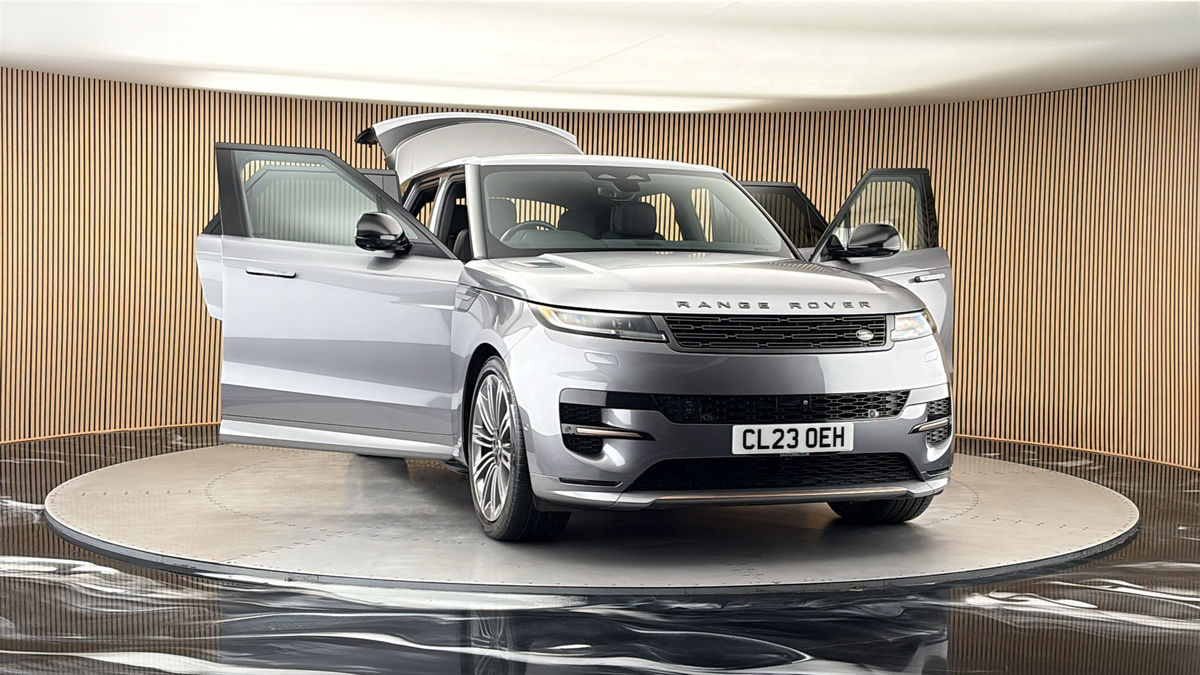 More views of Land Rover Range Rover Sport