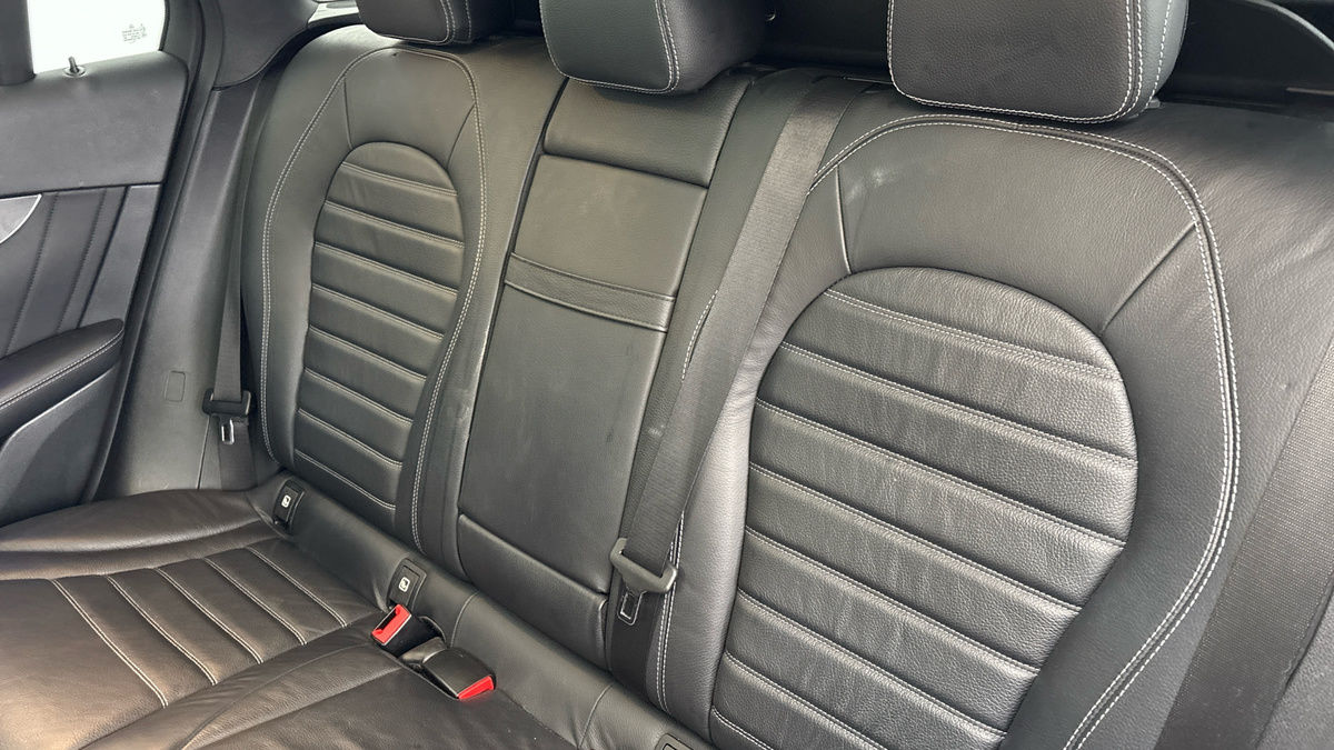 Mercedes-Benz GLC Image 8