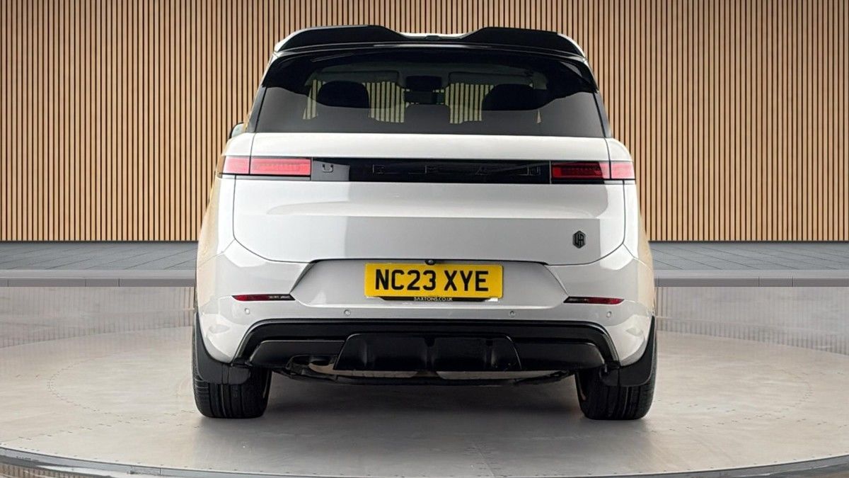 Land Rover Range Rover Sport Urban Image 4