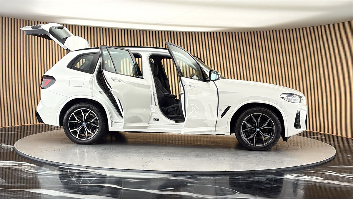 More views of BMW X3