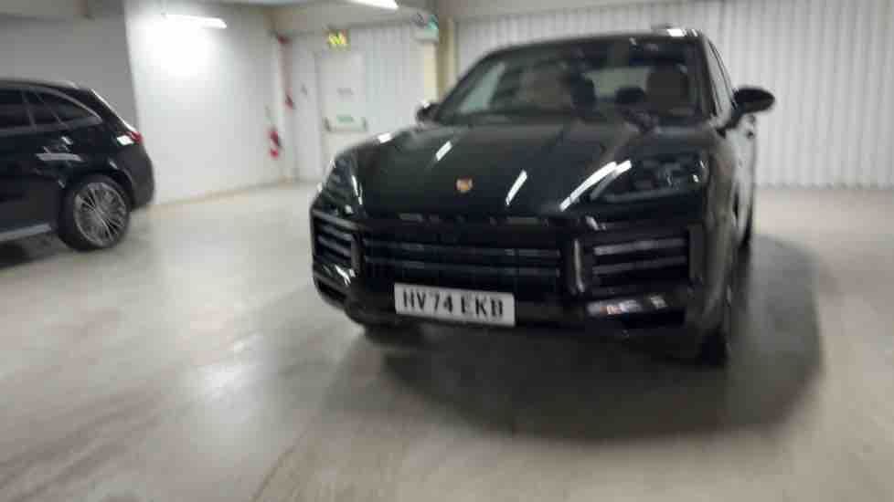 More views of Porsche Cayenne