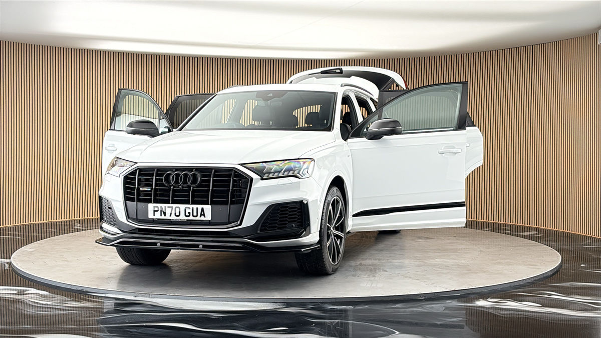 More views of Audi Q7