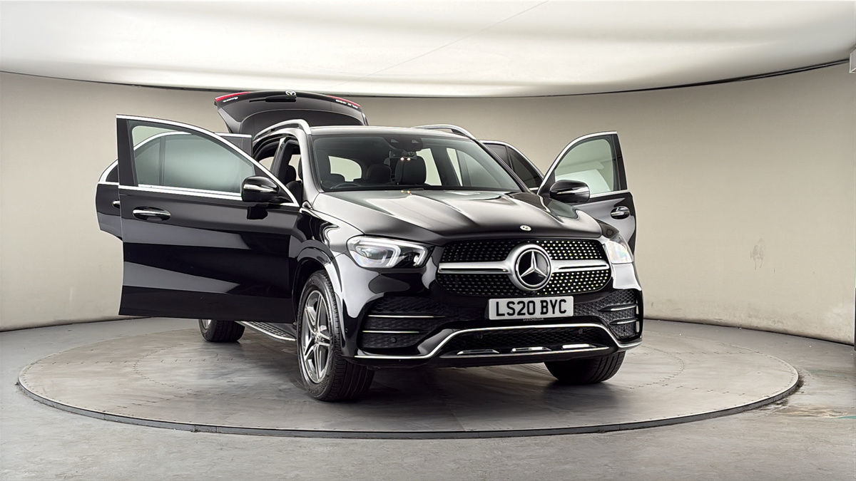 More views of Mercedes-Benz GLE