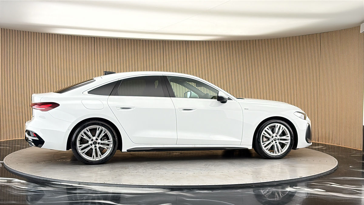 More views of Audi A5