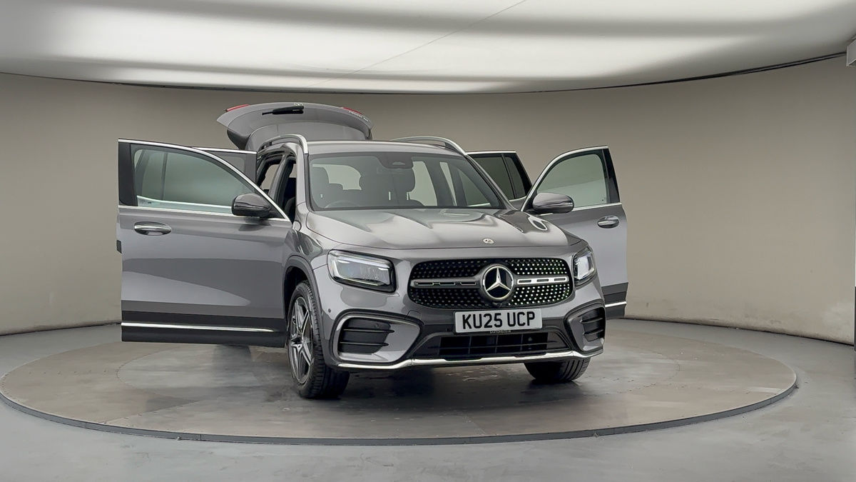 More views of Mercedes-Benz GLB