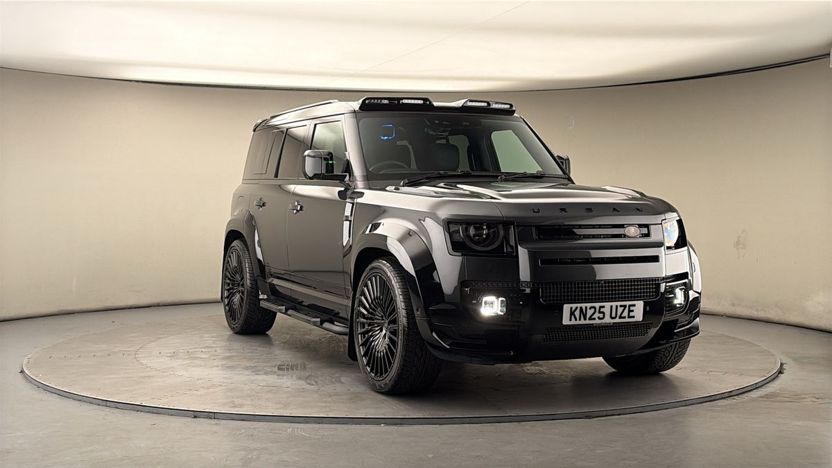 More views of Land Rover Defender 110