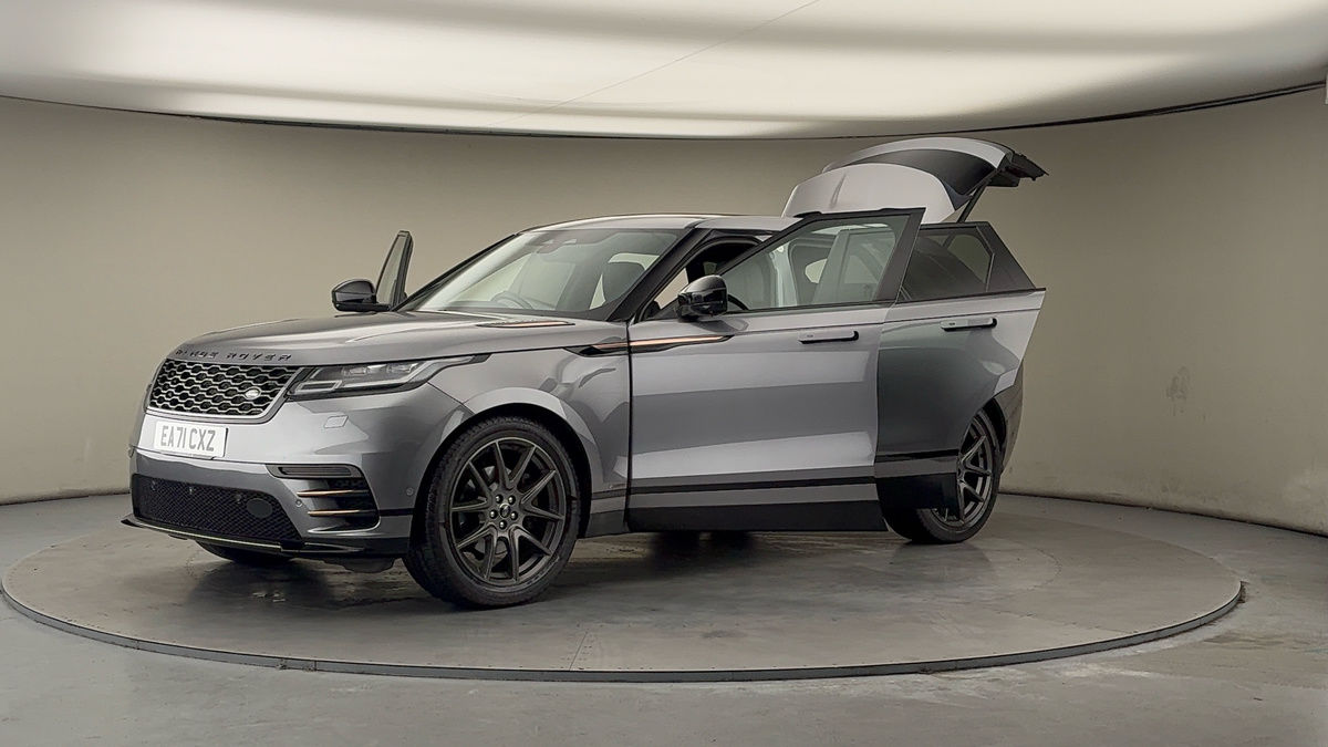 Land Rover Range Rover Velar Image 22