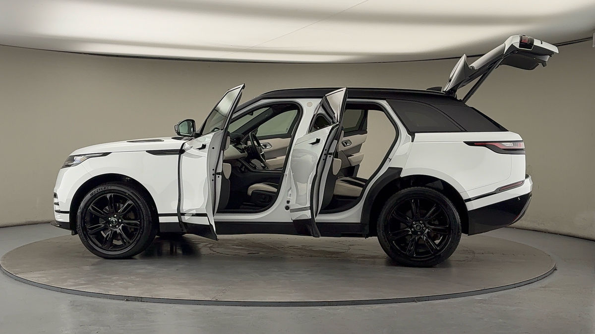 More views of Land Rover Range Rover Velar