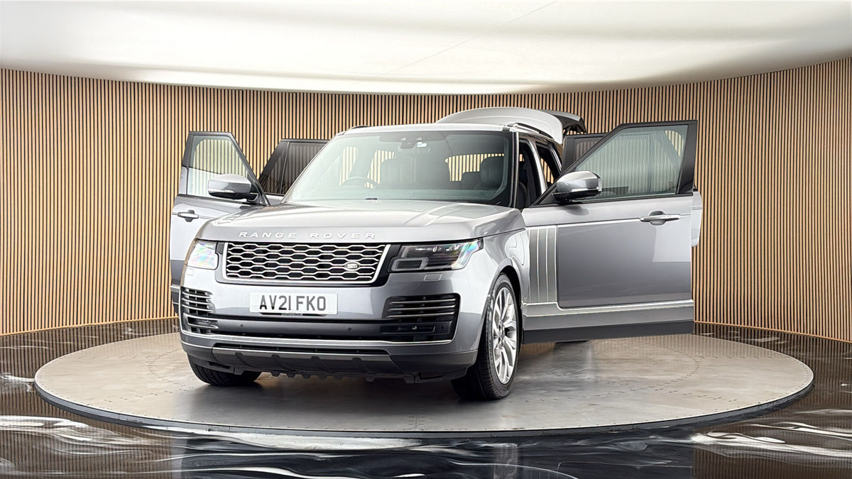 More views of Land Rover Range Rover