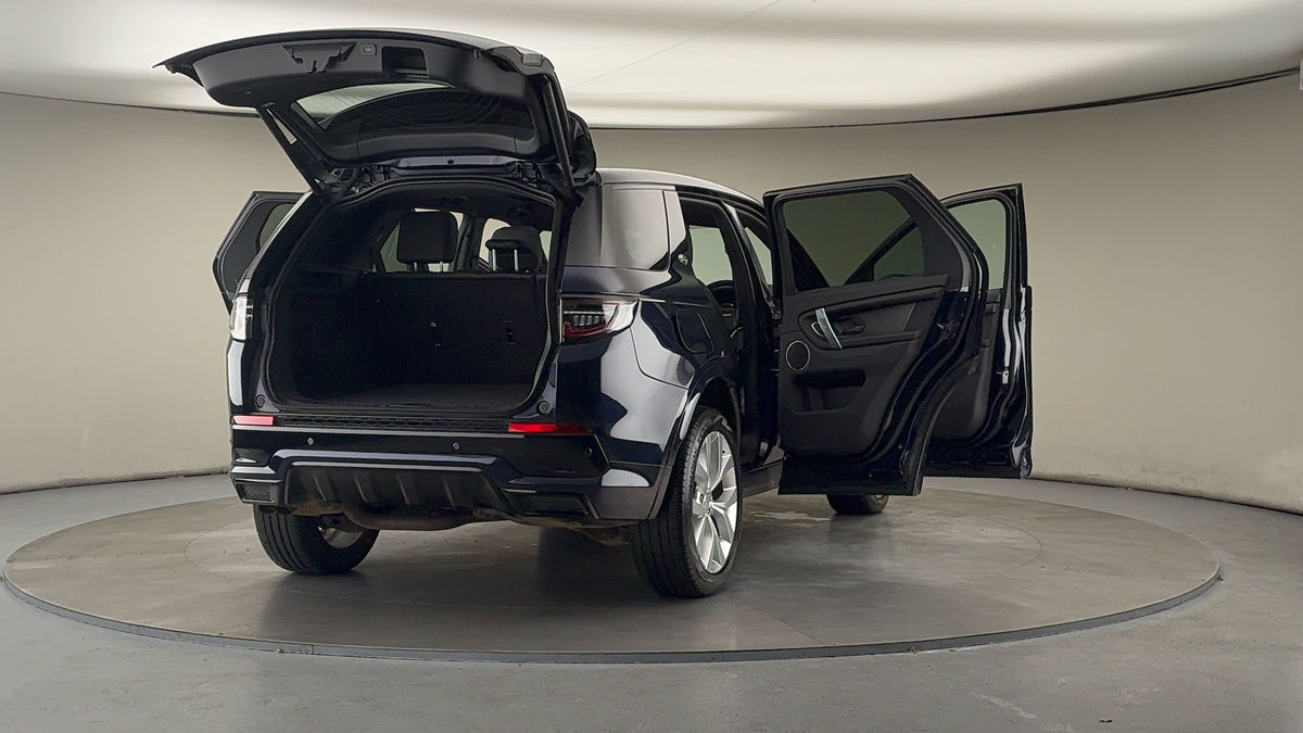 More views of Land Rover Discovery Sport