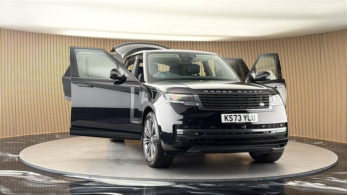 More views of Land Rover Range Rover