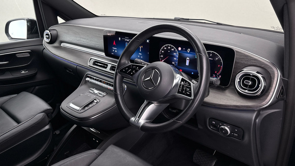 Mercedes-Benz V Class Image 5