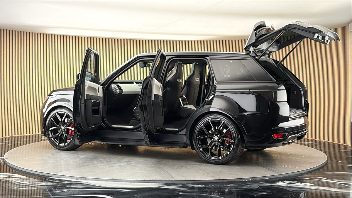 More views of Land Rover Range Rover Sport