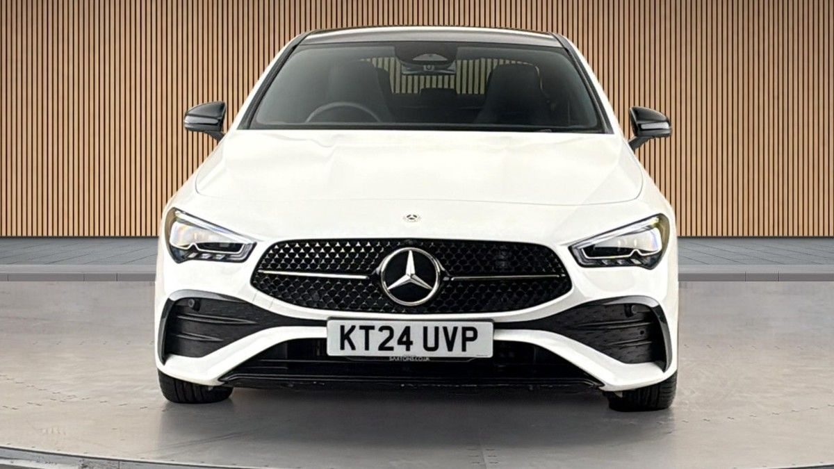 Mercedes-Benz CLA Image 3