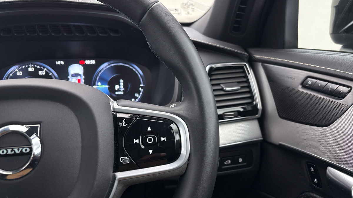 Volvo XC90 Image 14