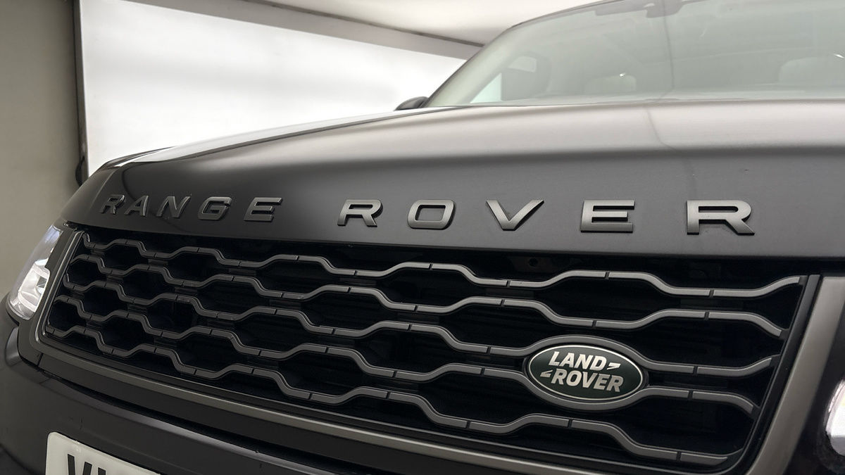 Land Rover Range Rover Sport Image 24