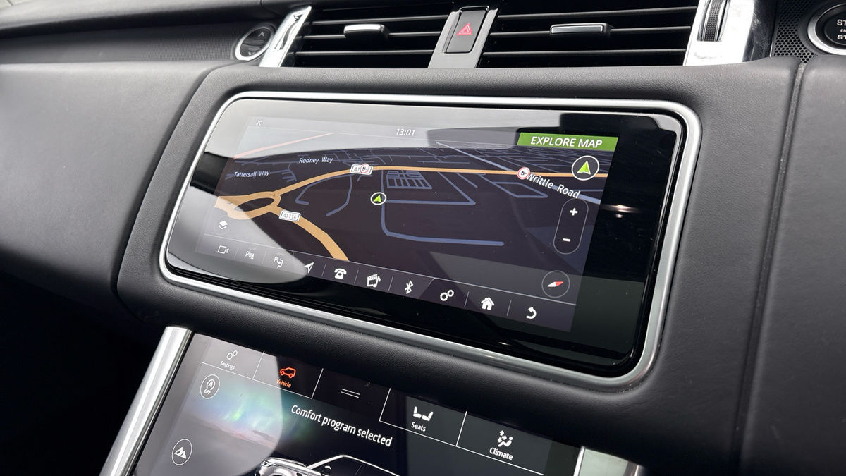 Land Rover Range Rover Sport Image 17