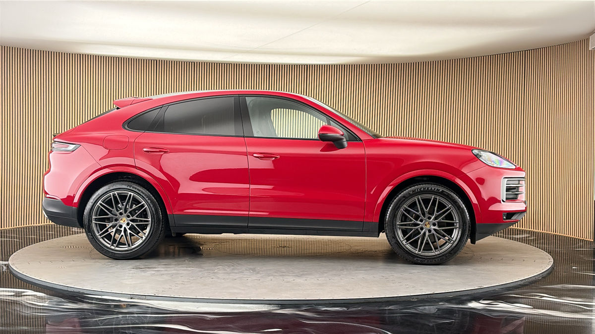 More views of Porsche Cayenne