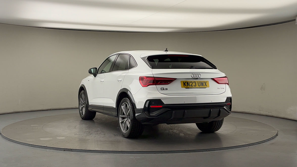 More views of Audi Q3