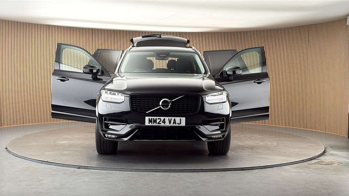 More views of Volvo XC90