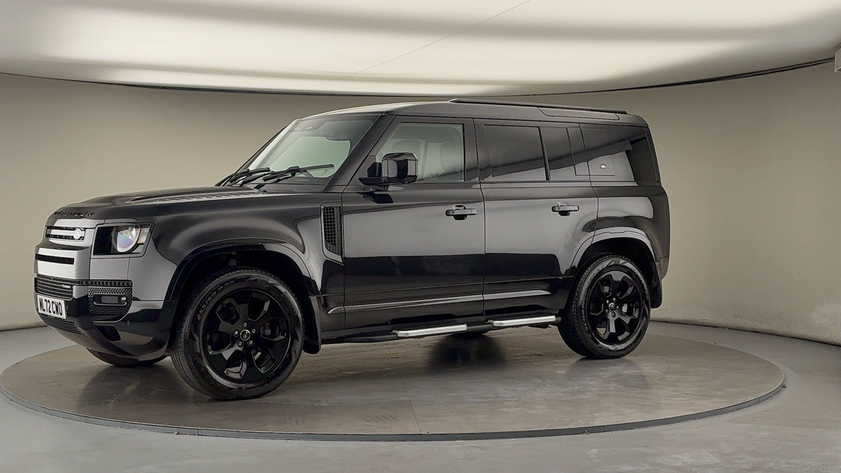 More views of Land Rover Defender 110