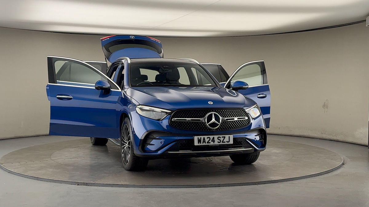 More views of Mercedes-Benz GLC