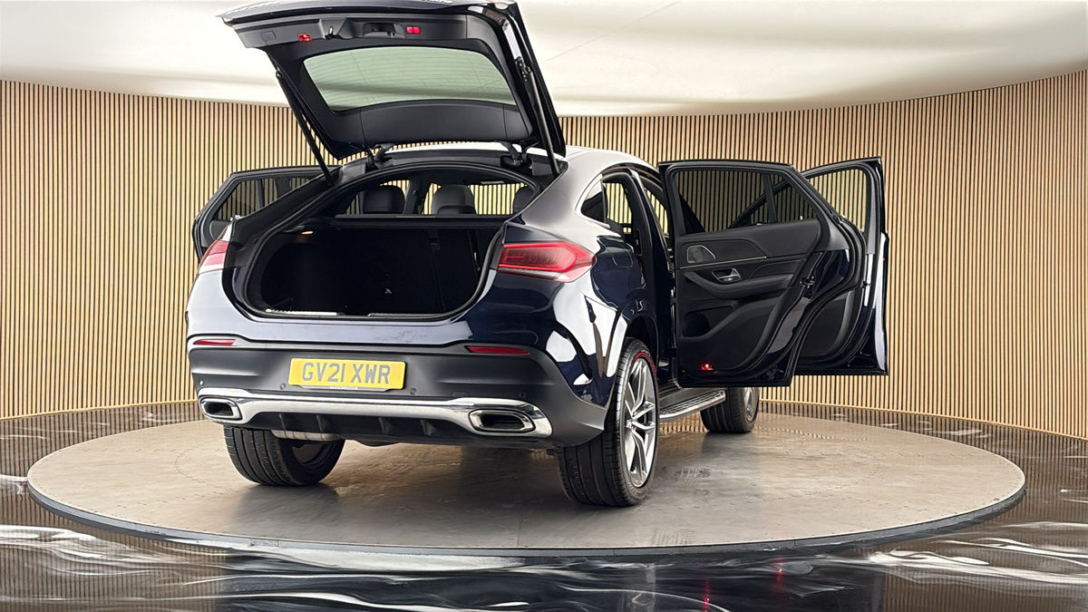 More views of Mercedes-Benz GLE