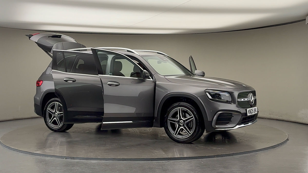 More views of Mercedes-Benz GLB