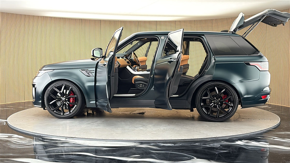More views of Land Rover Range Rover Sport