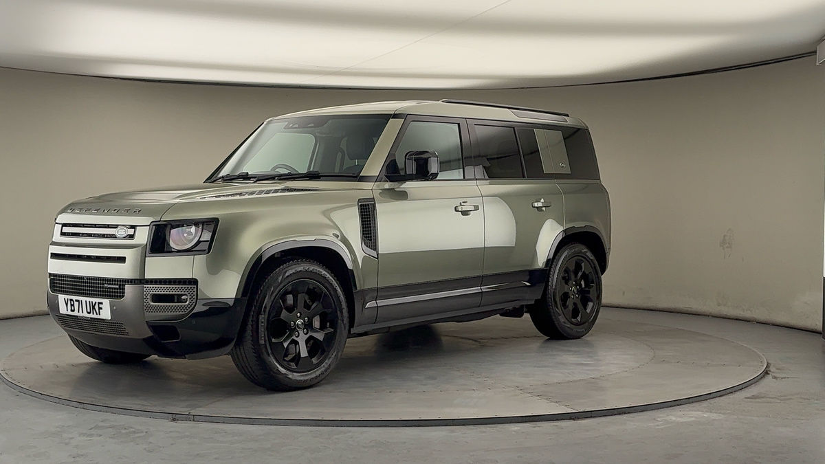 Land Rover Defender 110 Image 20