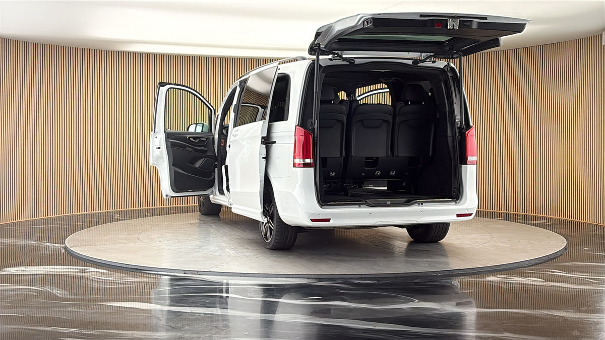 More views of Mercedes-Benz V Class