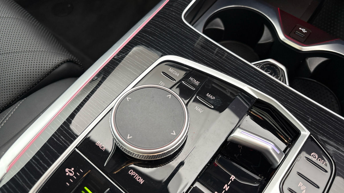 BMW X7 Image 31