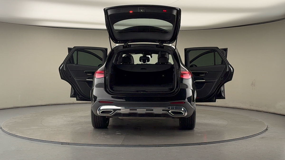 More views of Mercedes-Benz GLC