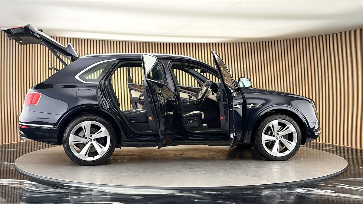 More views of Bentley Bentayga